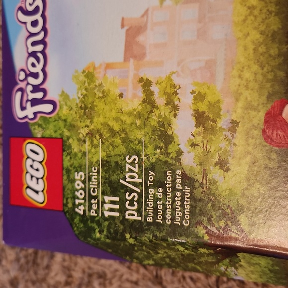 Lego & Friends Pet Clinic - Picture 2 of 5